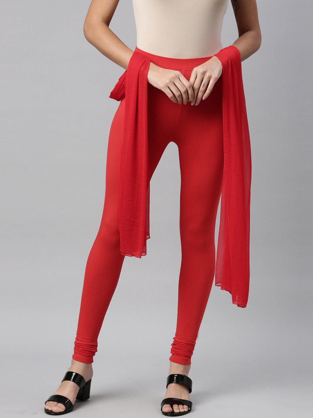 

TWIN BIRDS Women Red Solid Churidar-Length Leggings & Shawl
