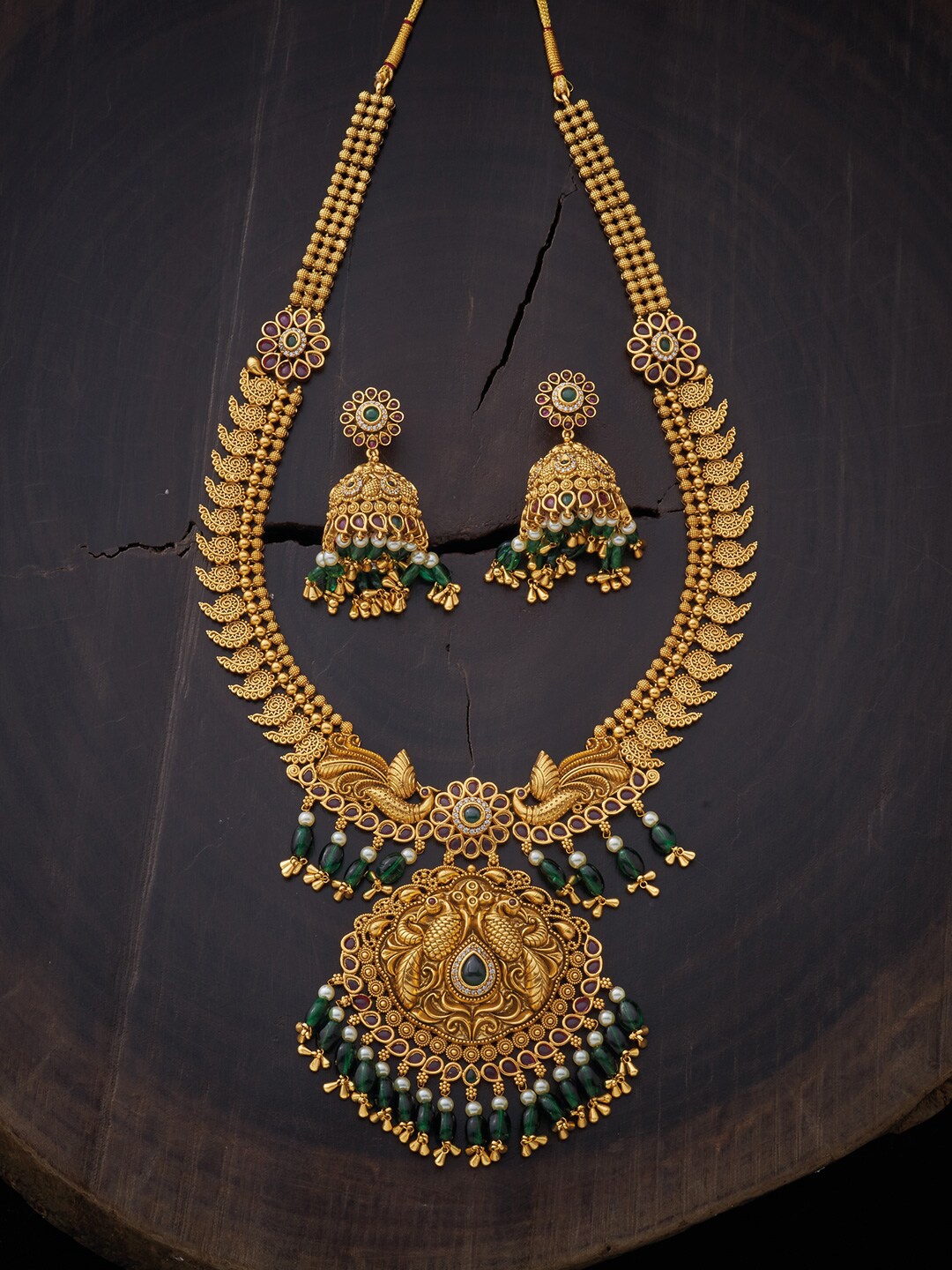 

Kushal's Fashion Jewellery Gold-Toned & Green Gold-Plated Antique Necklace