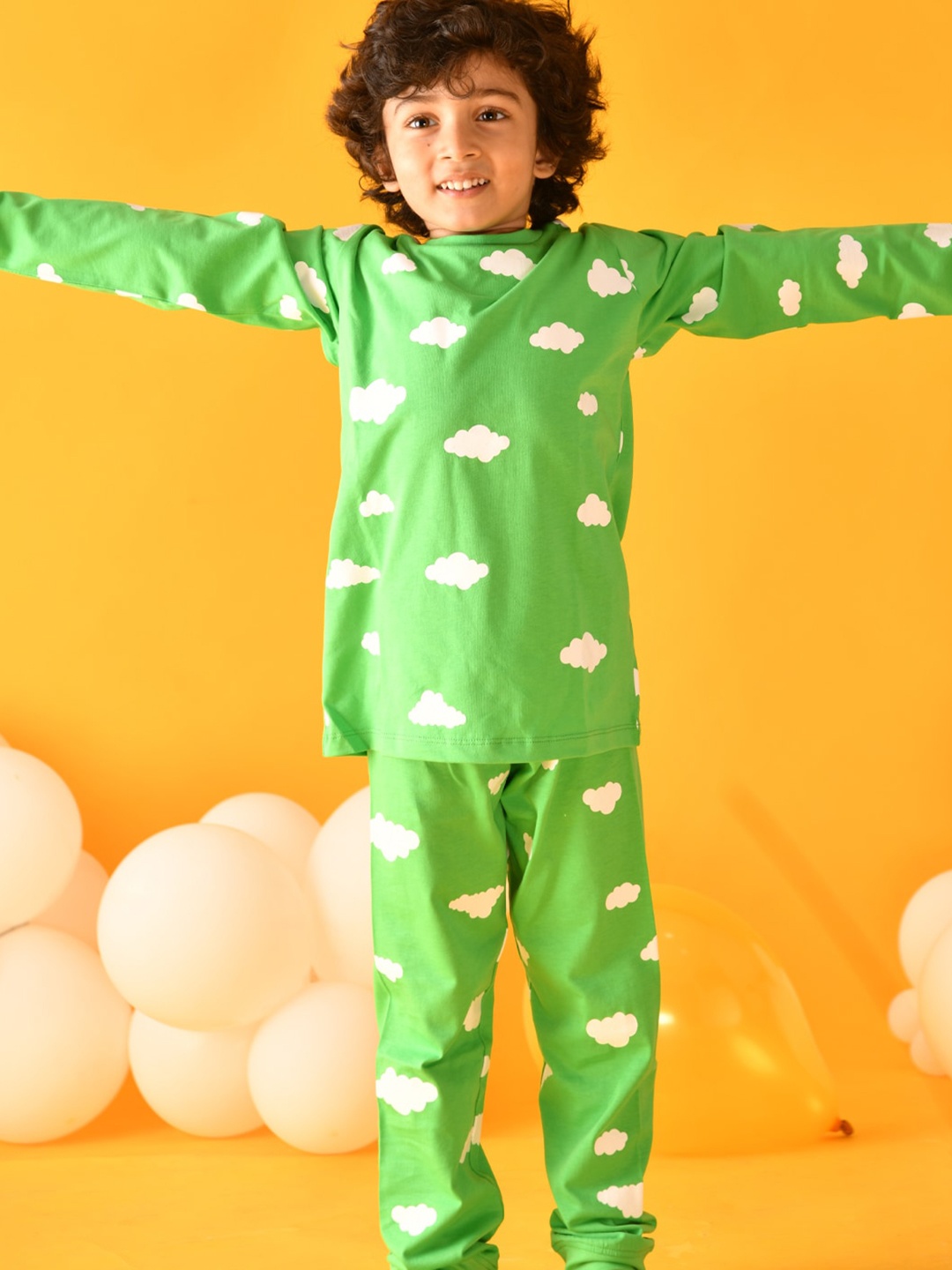 

Anthrilo Boys Green & White Printed Pure Cotton Night suit