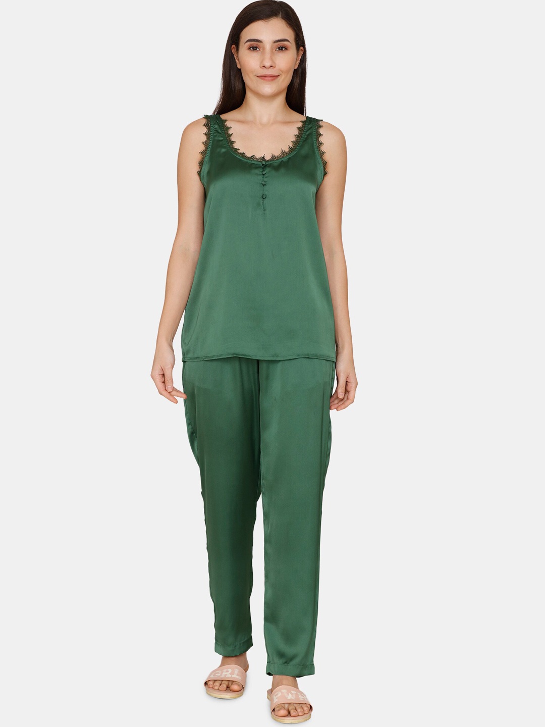 

Zivame Women Green Solid Night suit