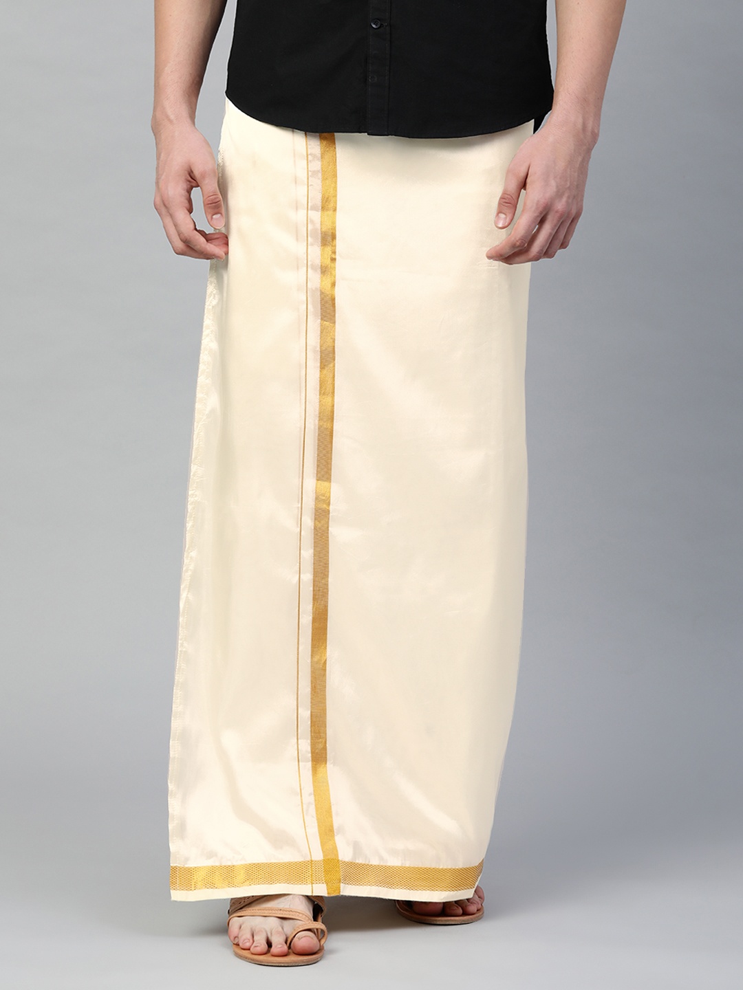 

THANGAMAGAN Men Off-White Solid Veshti With Woven Border