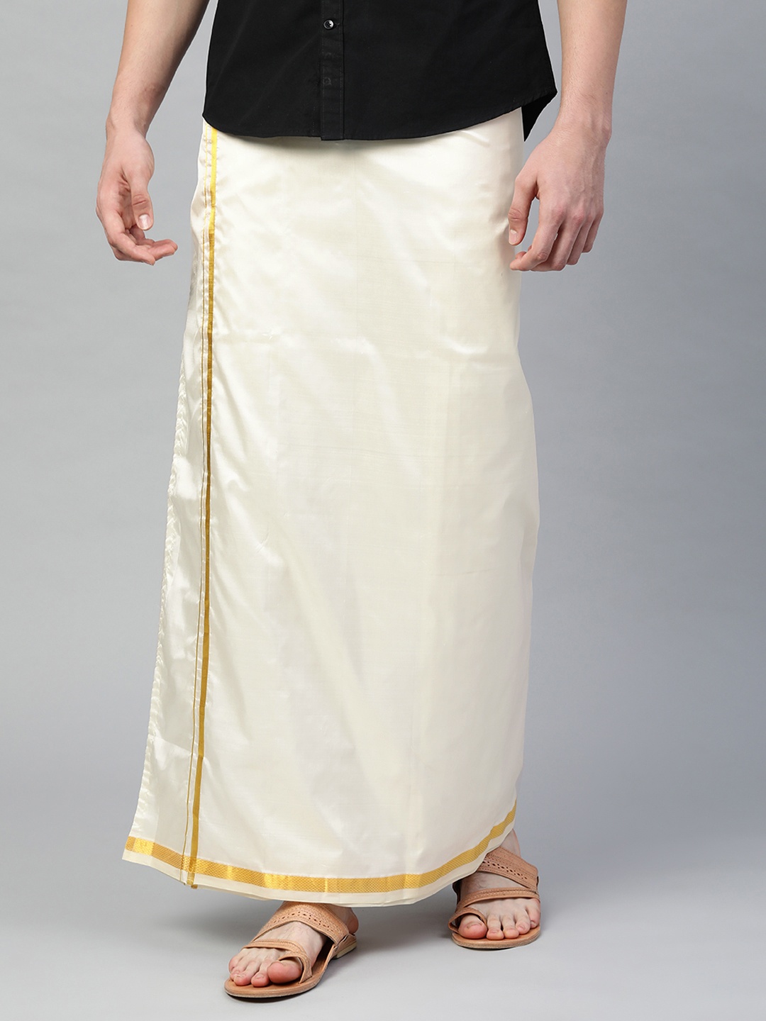 

THANGAMAGAN Men Off-White Solid Veshti With Woven Border
