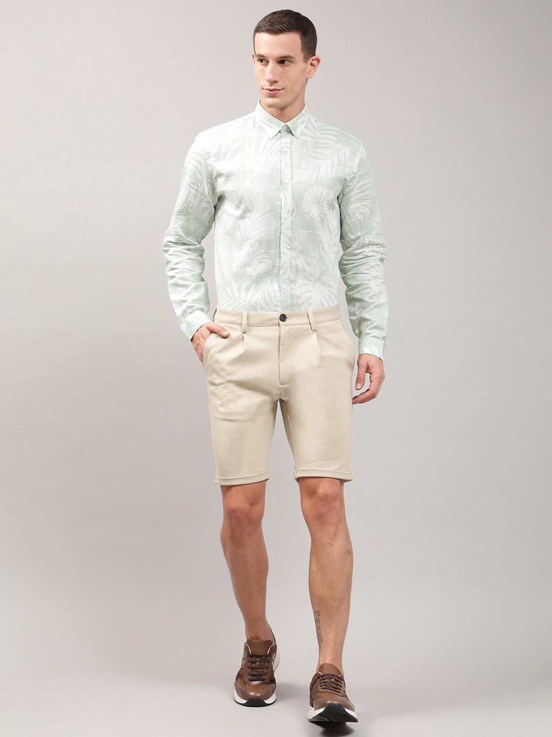 

LINDBERGH Men Khaki Slim Fit Chino Shorts