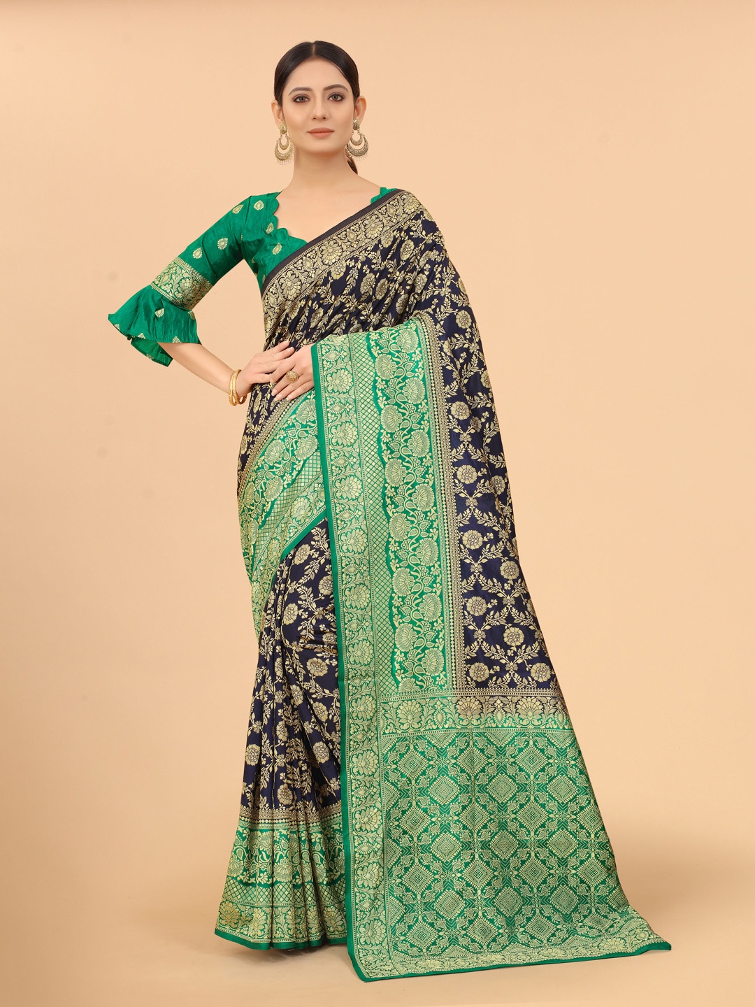 

SATYAM WEAVES Navy Blue & Green Woven Design Zari Silk Cotton Banarasi Saree