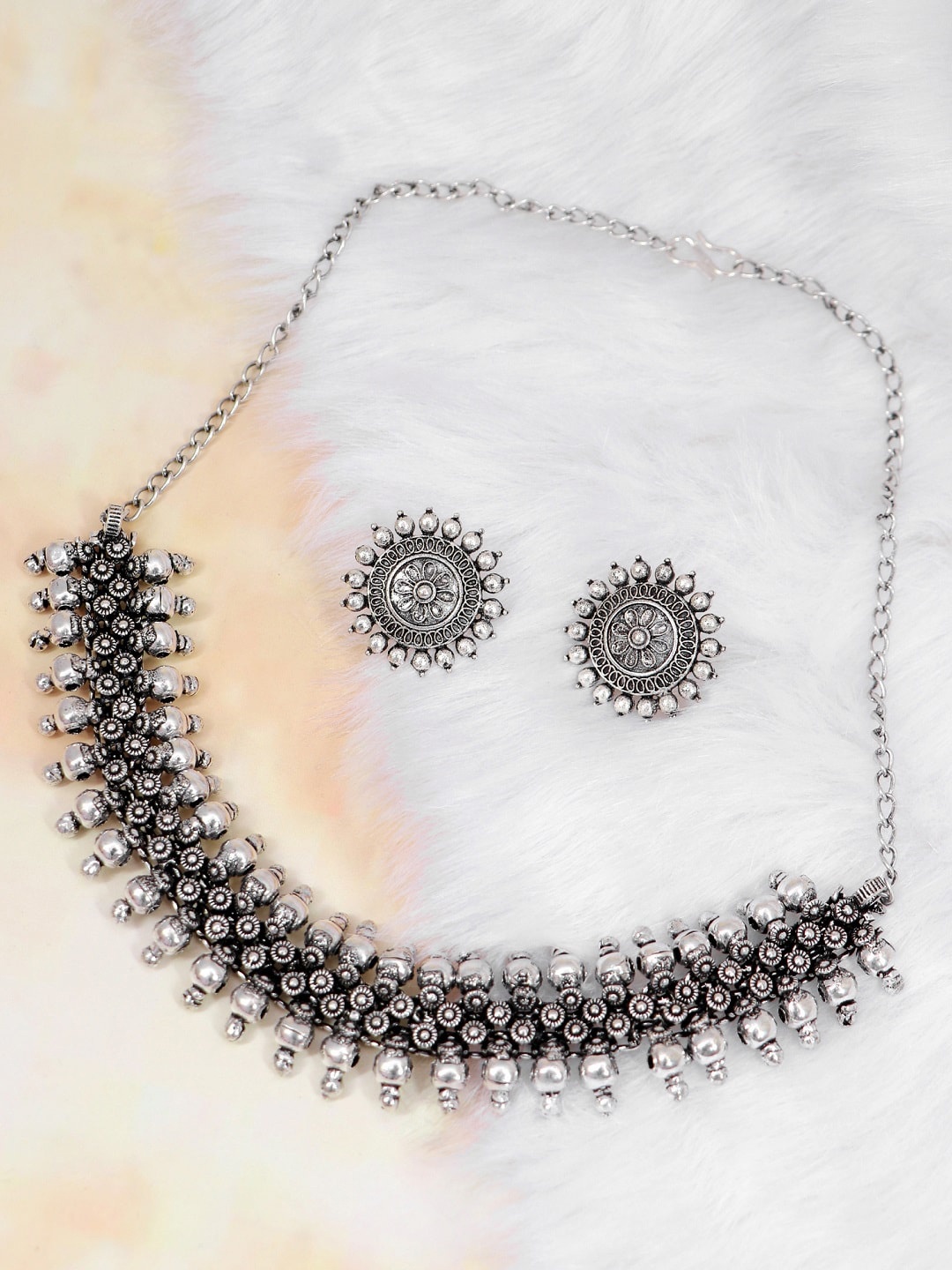 

Crunchy Fashion Oxidised German Silver-Plated Jewellery Set