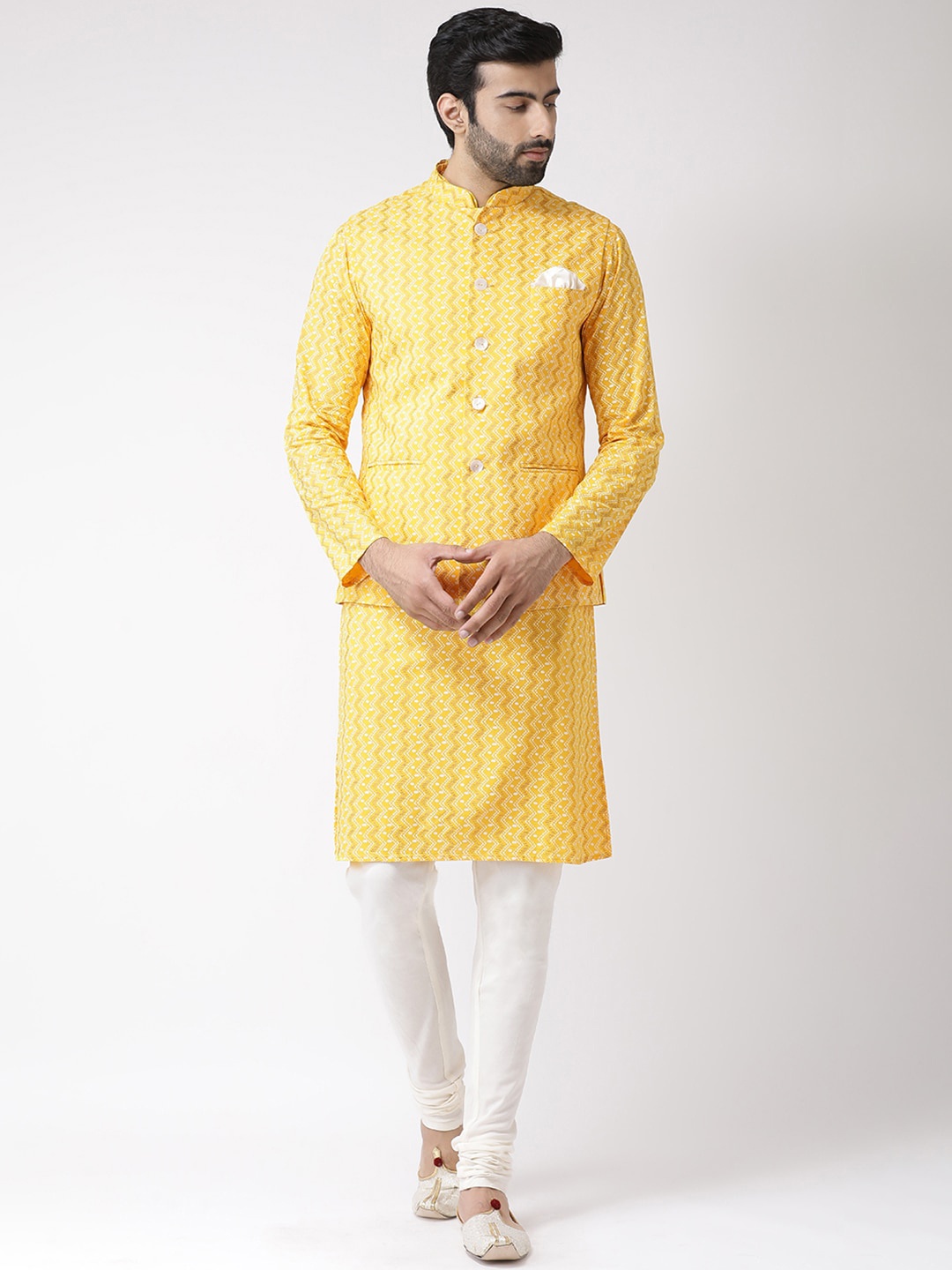 

KISAH Men Yellow & White Geometric Printed Kurta with Churidar & Nehru Jacket