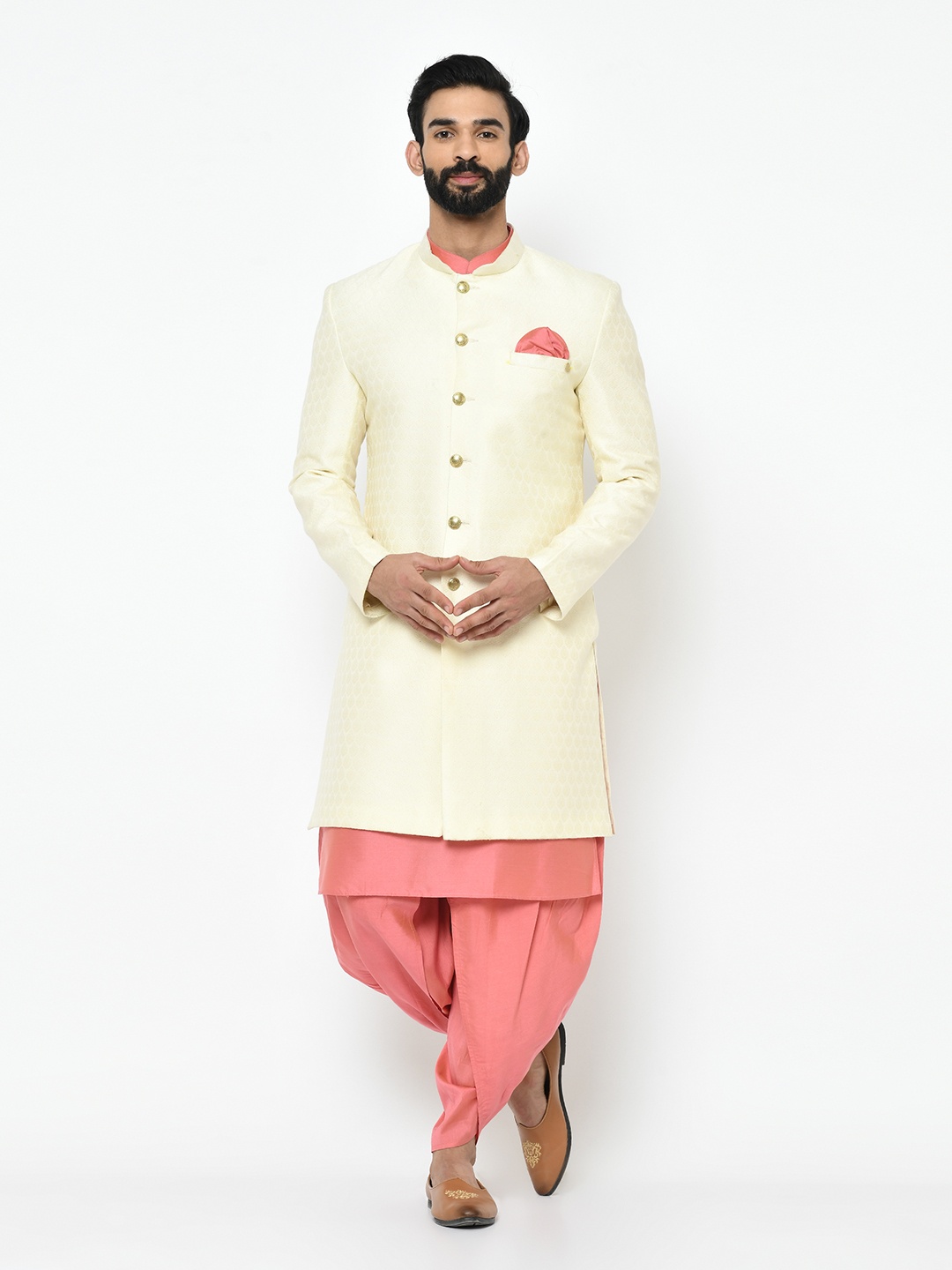 

KISAH Men Off White & Peach Solid Cotton Indowestern Sherwani Set