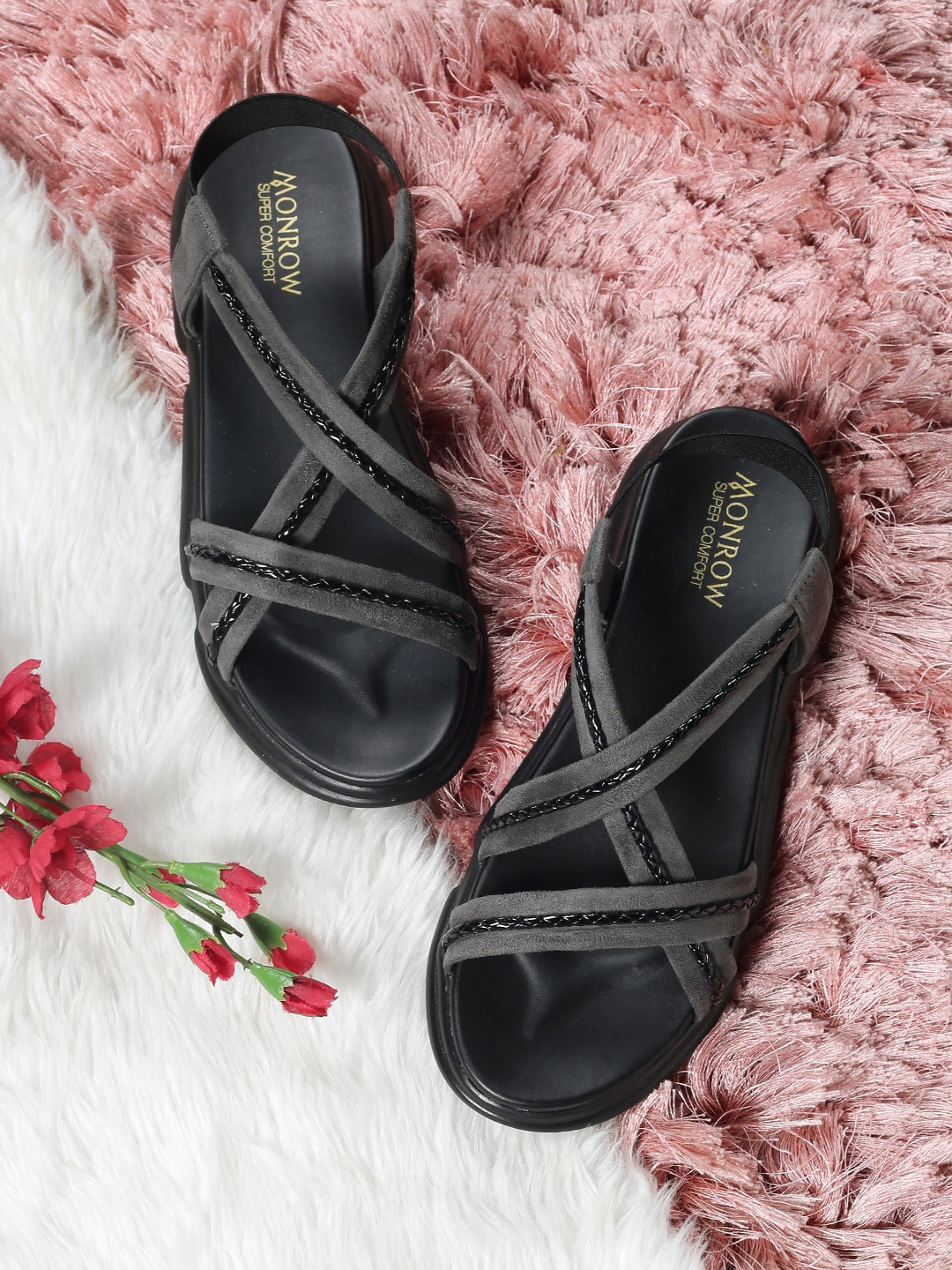 

Monrow Women Grey Open Toe Flats