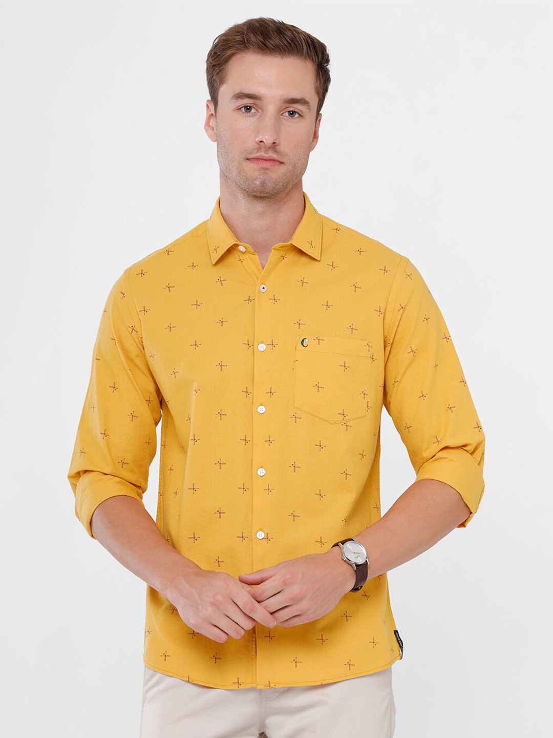 

CAVALLO by Linen Club Men Yellow Regular Fit Printed Casual Shirt