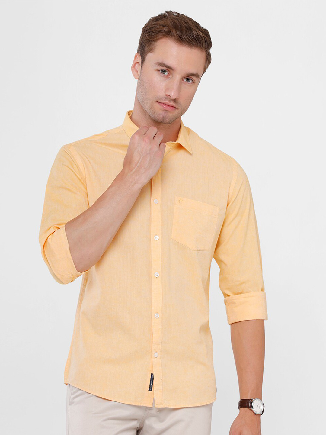 

CAVALLO by Linen Club Men Yellow Solid Regular Fit Cotton-Linen Casual Shirt