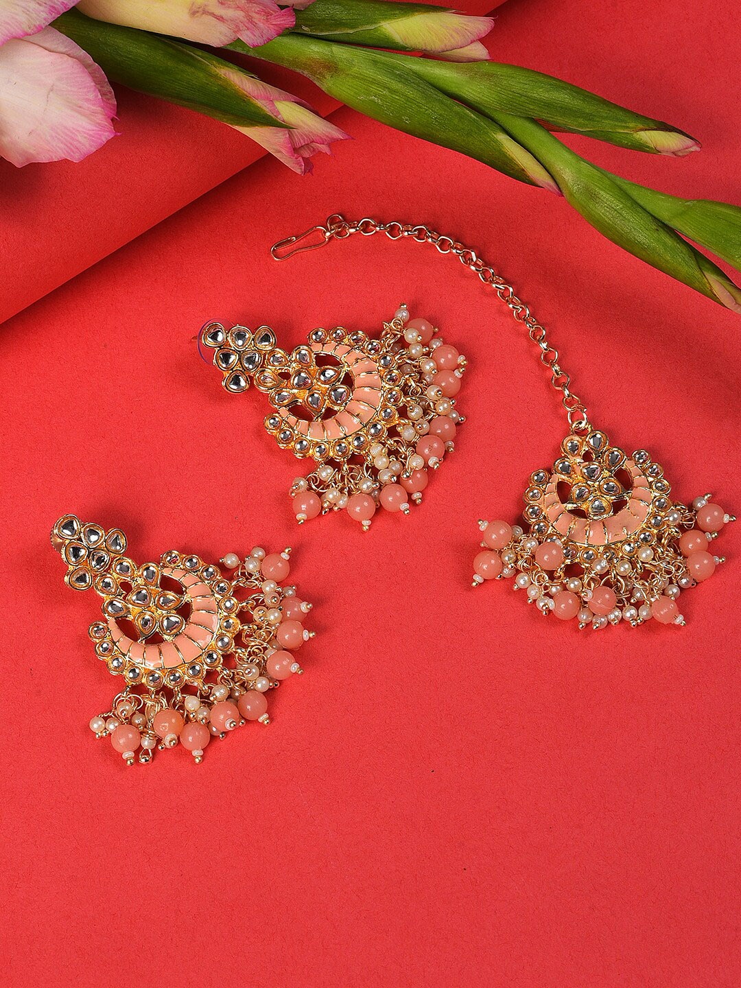 

SOHI Gold-Plated Pink Pearls Meenakari Earring & Maangtika Set