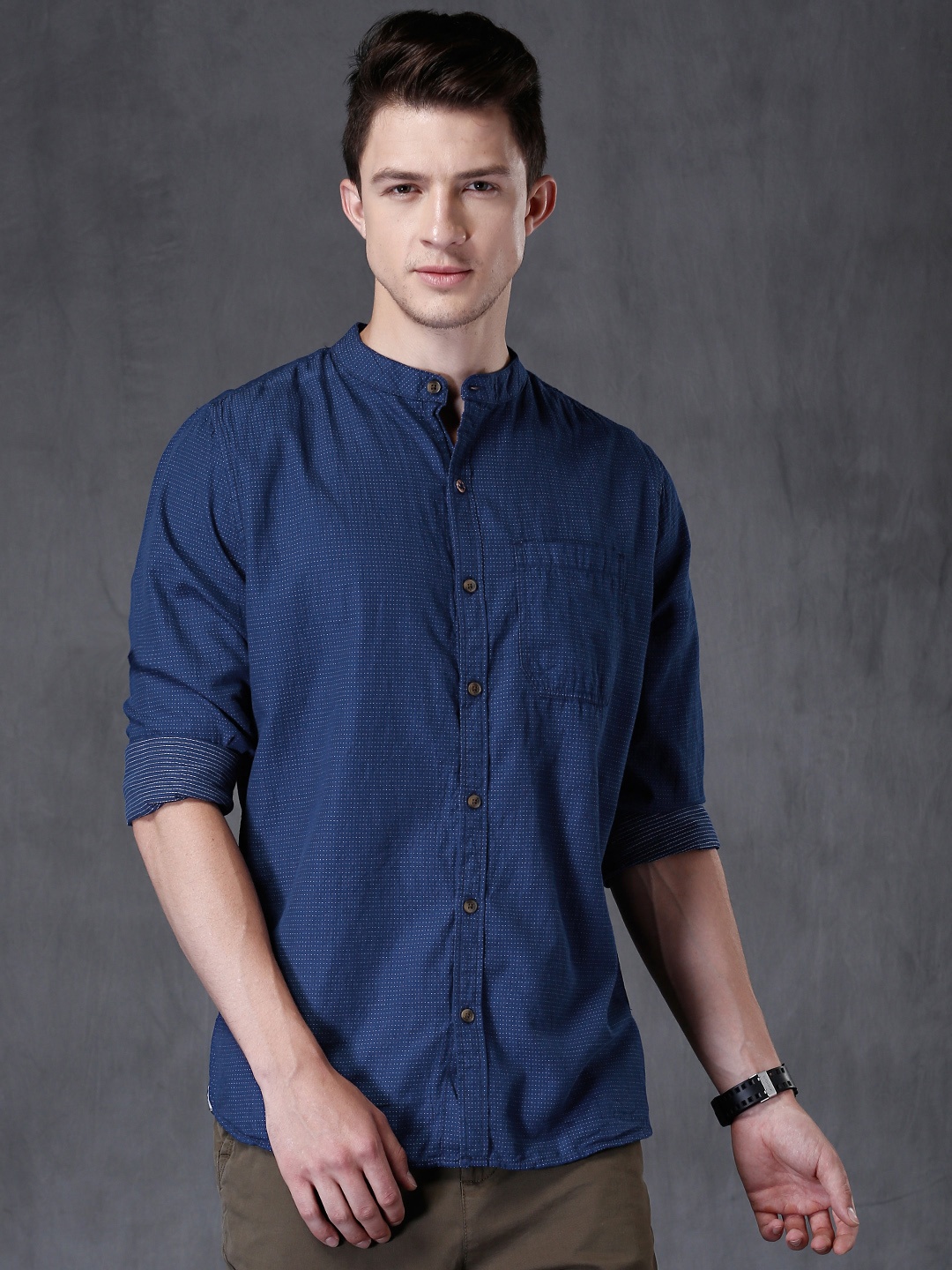 

WROGN Men Navy Self-Design Casual Shirt, Navy blue