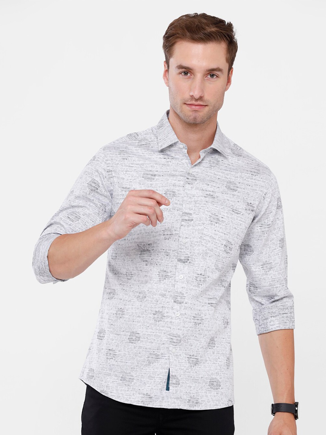 

Linen Club Men Grey Floral Printed Pure Cotton Casual Shirt