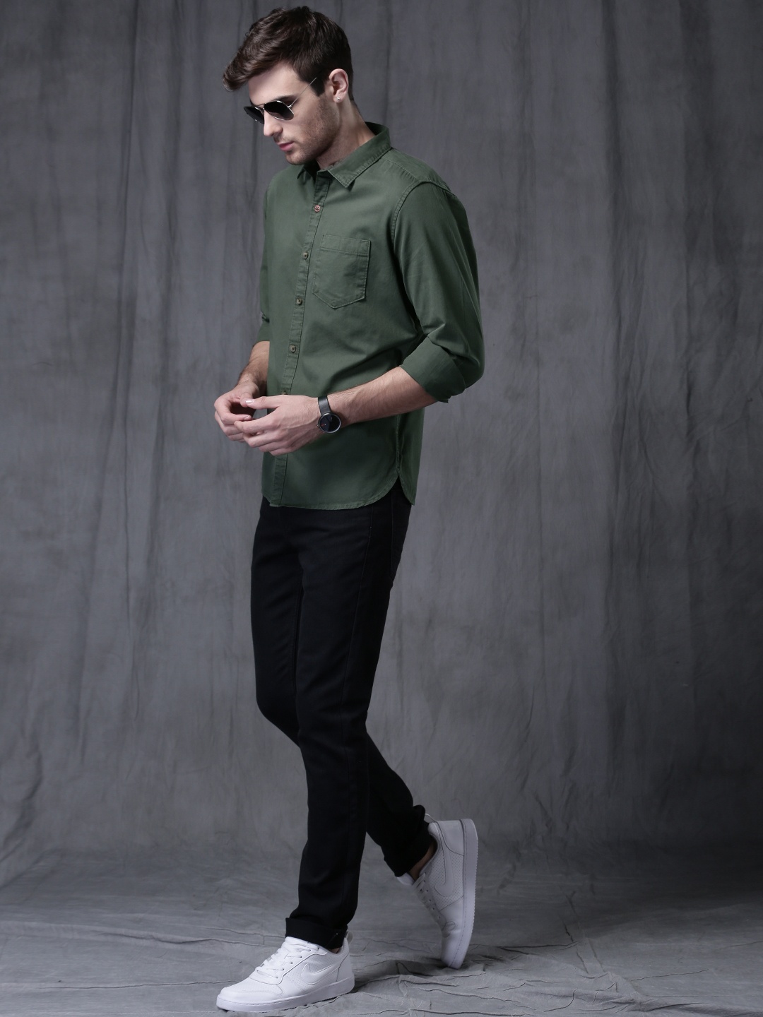 

WROGN Men Green Slim Fit Solid Casual Shirt
