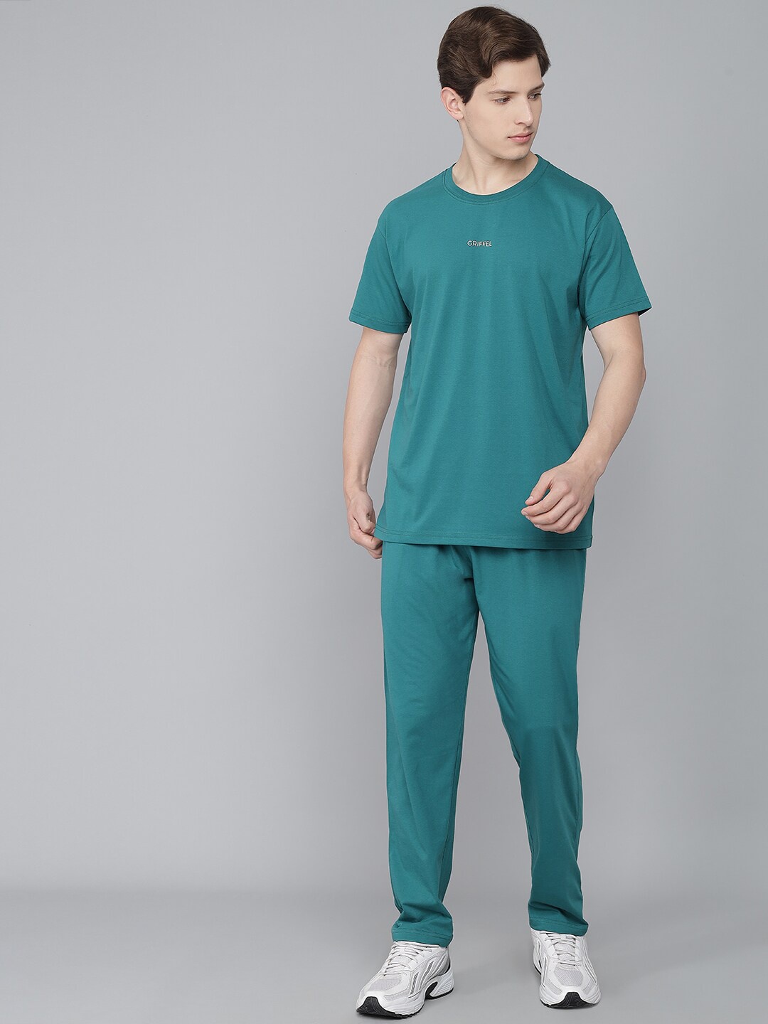 

GRIFFEL Men Green Solid Pure Cotton T-shirt with Pyjamas