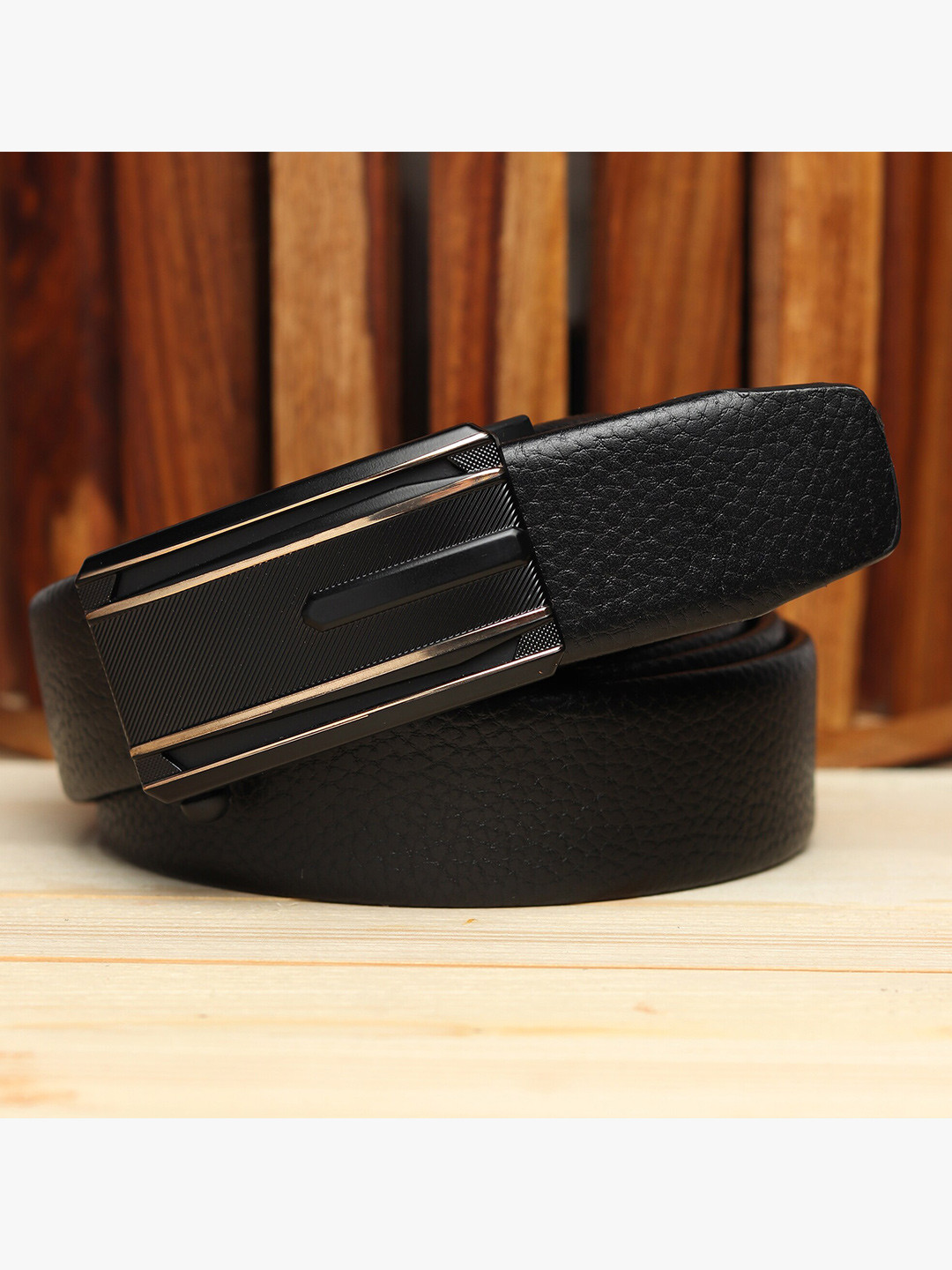 

Kastner Men Black Textured Casual Belt