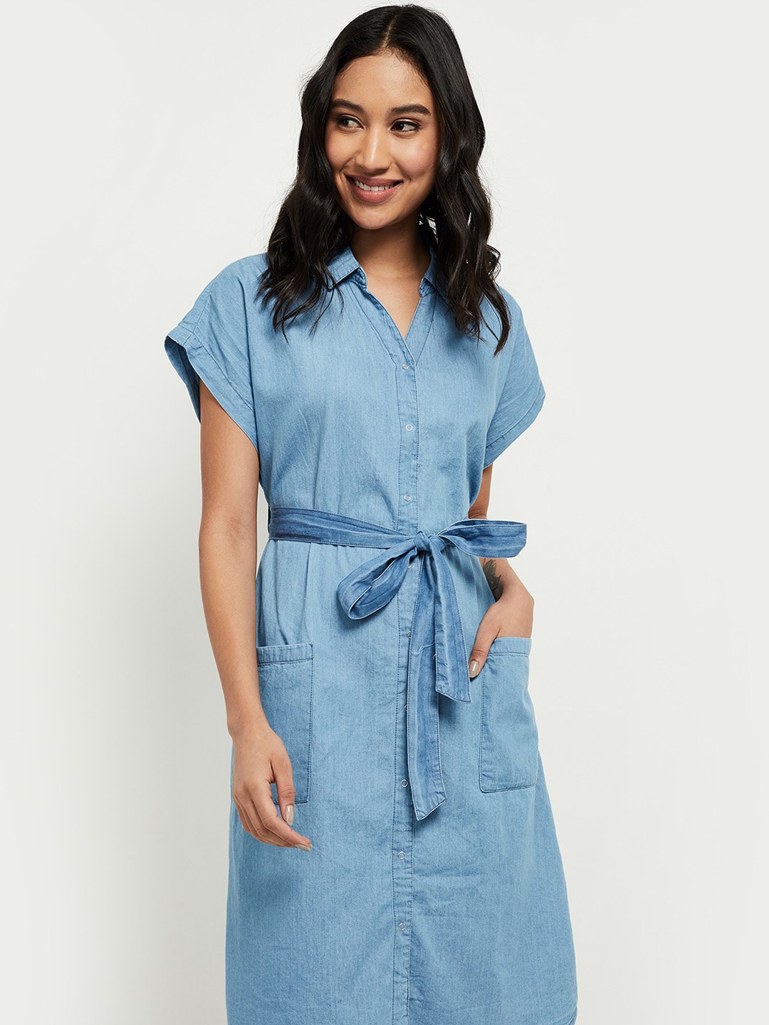 

max Women Blue Solid Shirt Dress