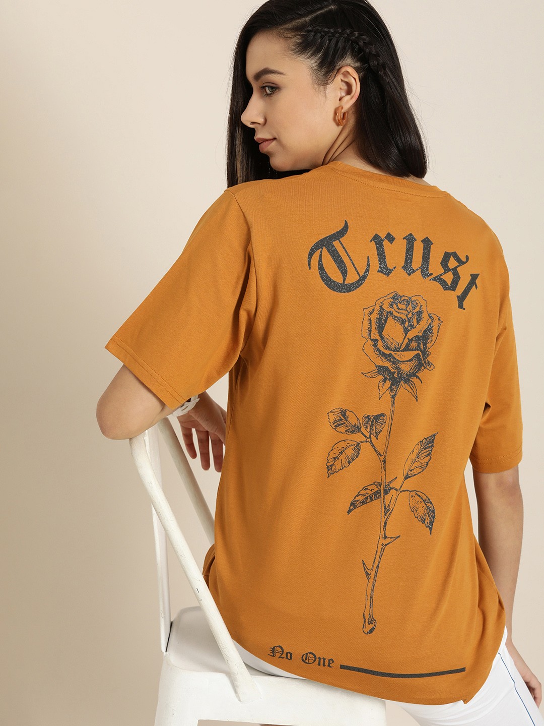 

Difference of Opinion Women Mustard Brown Solid Pure Cotton Oversized T-Shirt