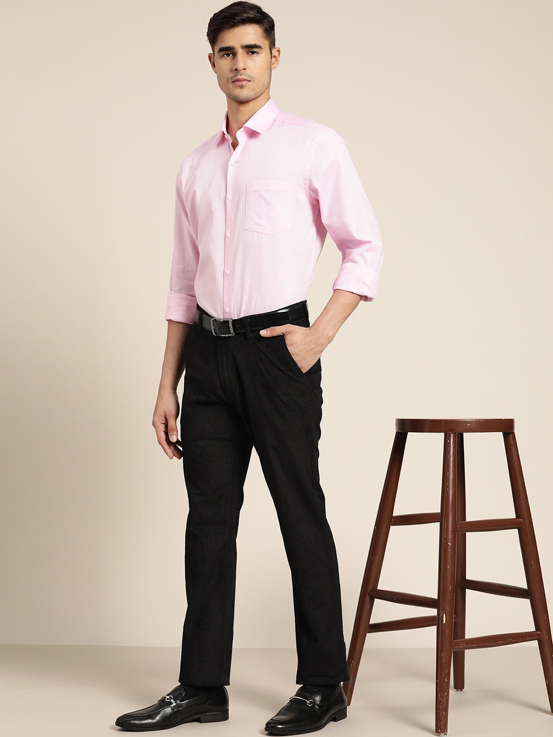 

Hancock Men Black Textured Slim Fit Corduroy Trousers