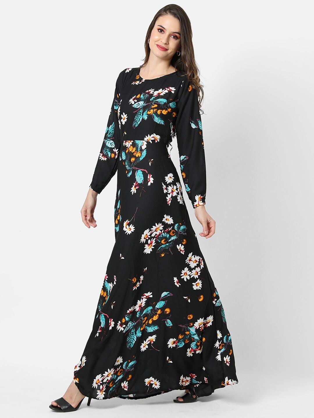 

Campus Sutra Black & White Floral Printed Maxi Dress