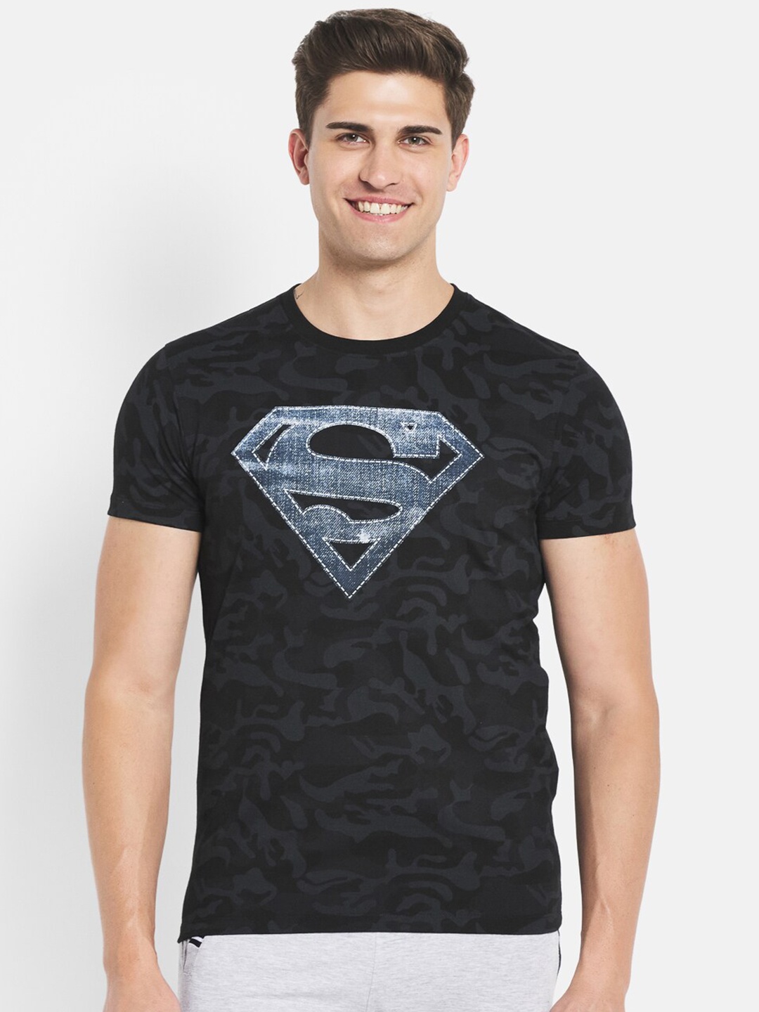 

Octave Men Black Superman Printed Pure Cotton T-shirt
