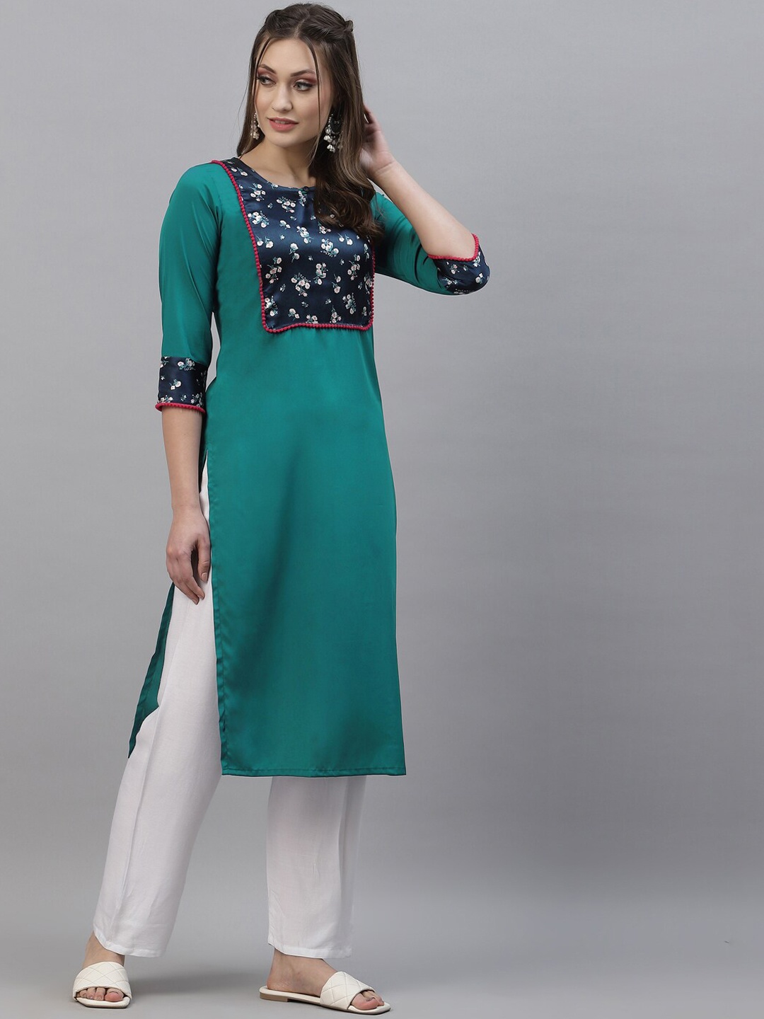 

SANISA Women Turquoise Blue Floral Printed Crepe Kurta