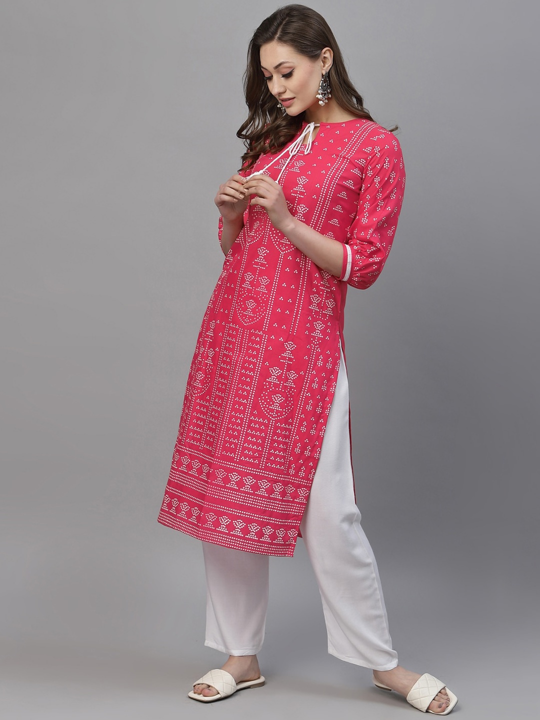 

SANISA Women Pink Ethnic Motifs Printed Kurta