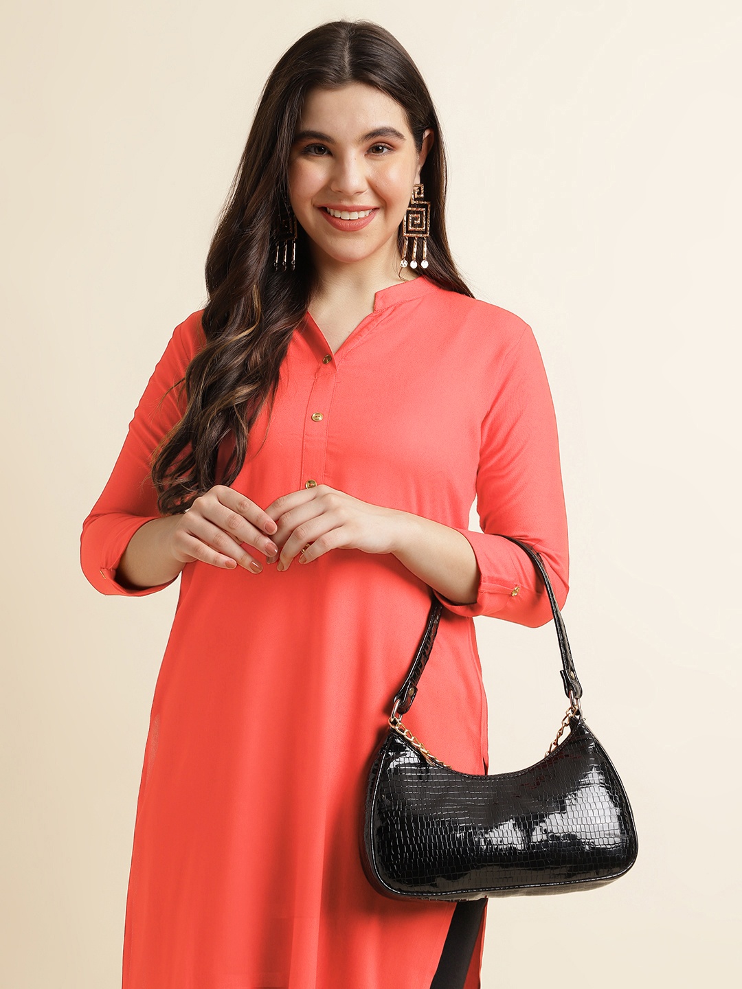 

Fabclub Women Peach-Coloured Keyhole Neck Thread Work Kurta