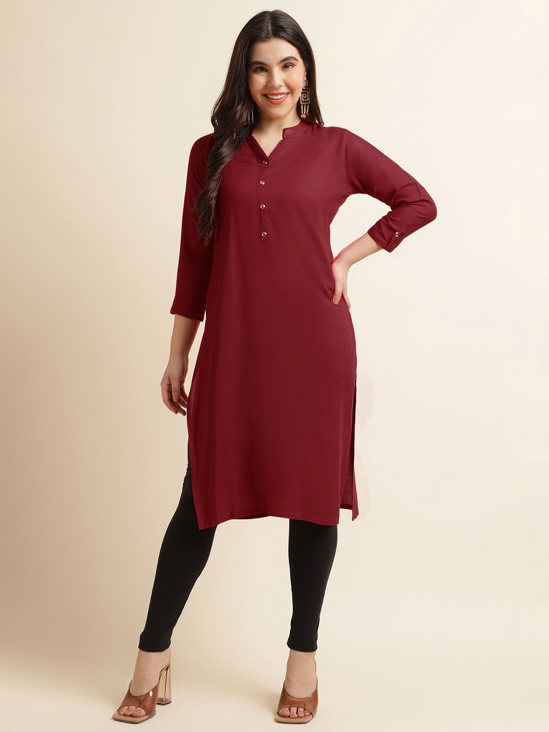

Fabclub Women Maroon Mandarin Collar Kurta