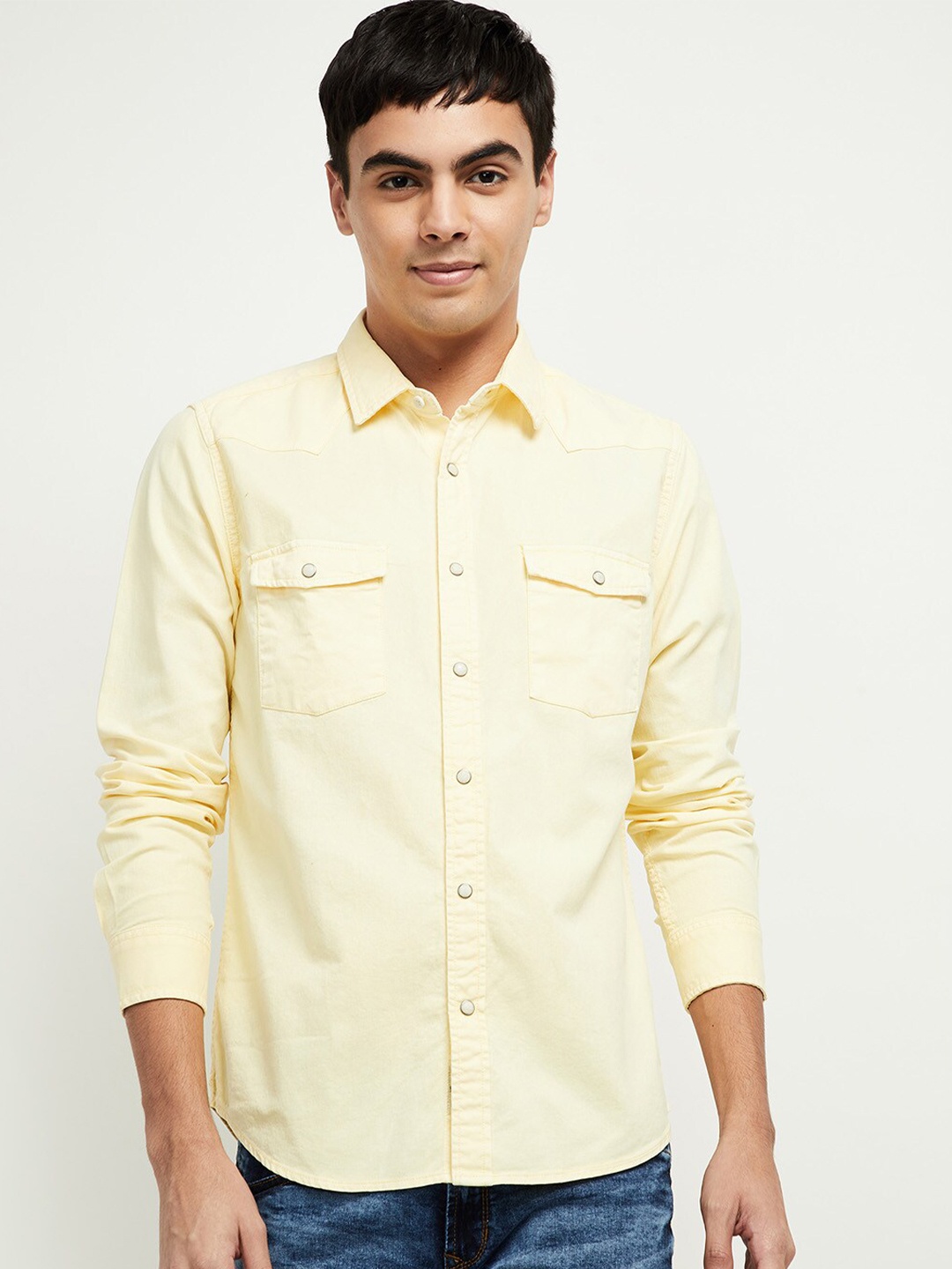 

max Men Yellow Solid Pure Cotton Casual Shirt