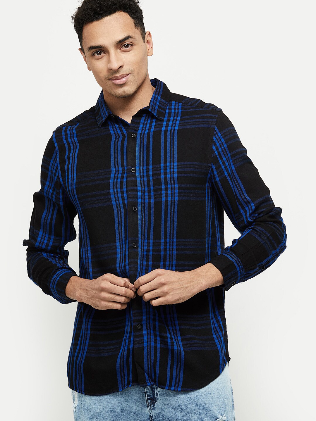 

max Men Blue Checked Casual Shirt