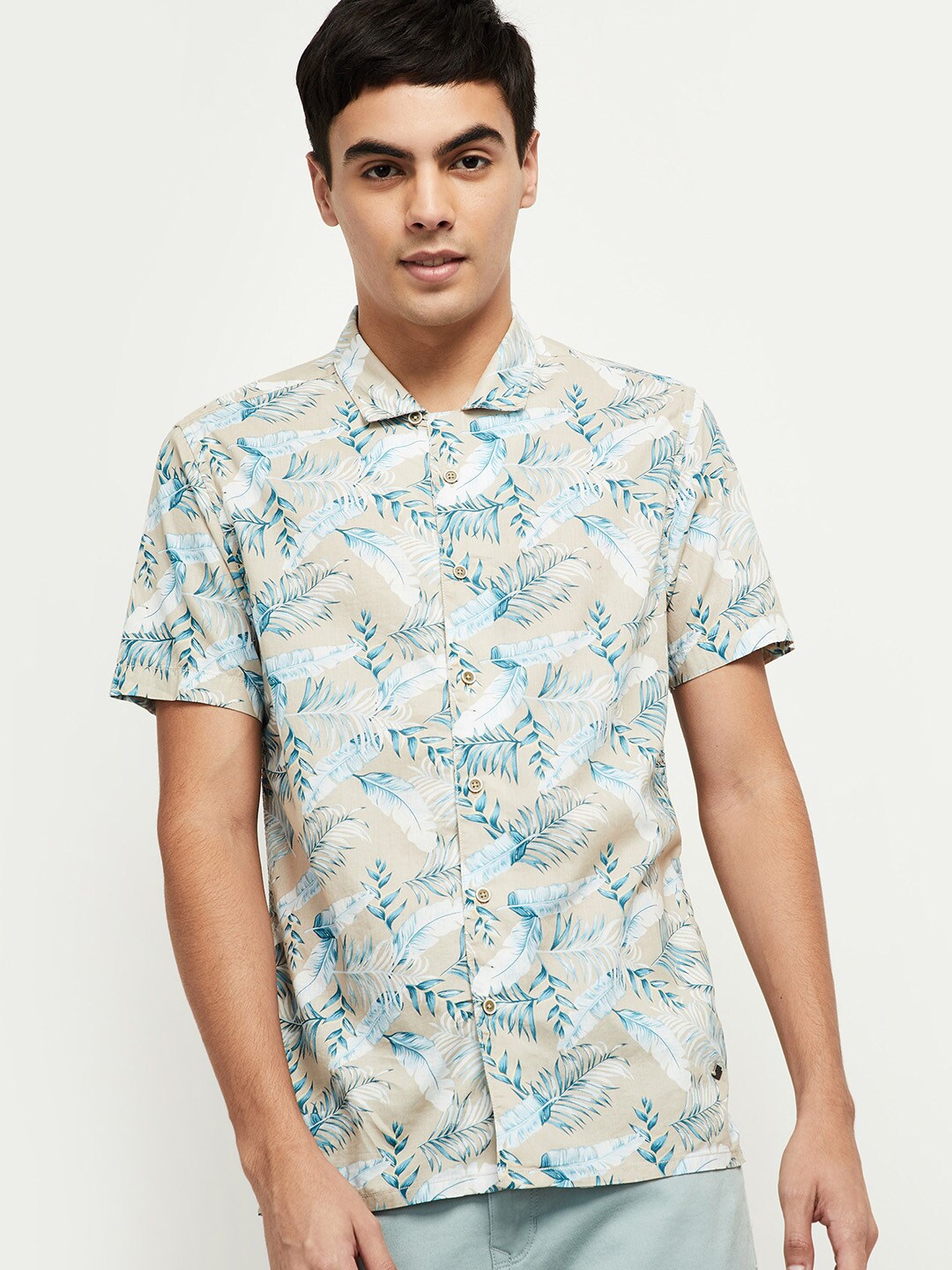 

max Men Beige & Blue Tropical Printed Pure Cotton Casual Shirt, Grey