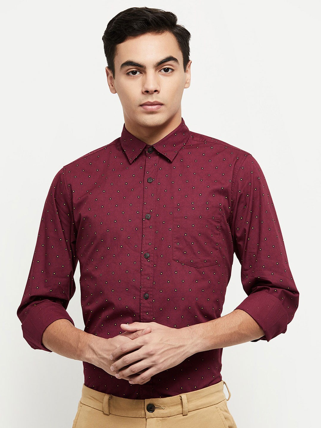

max Men Maroon & Yellow Geometric Printed Casual Shirt