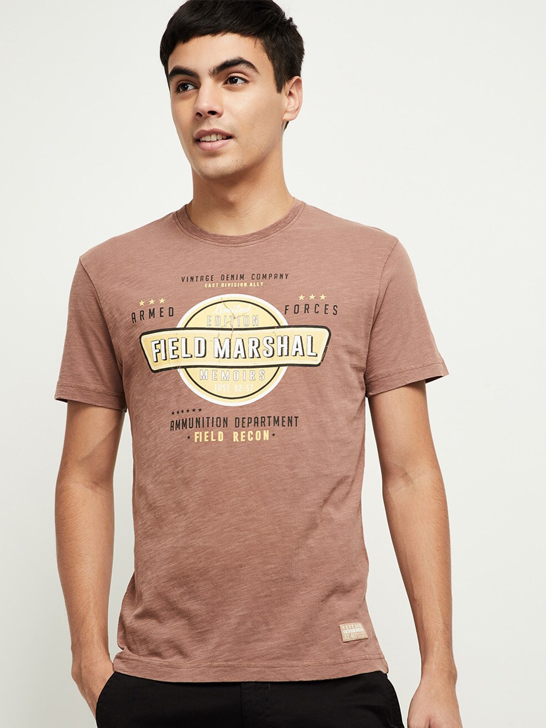 

max Men Taupe Cotton Typography Printed T-shirt