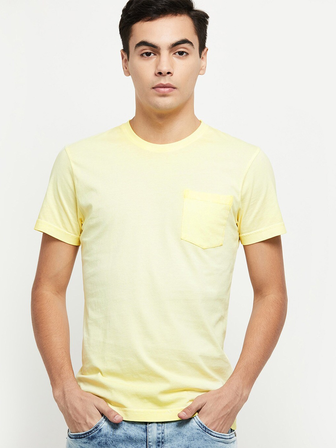 

max Men Yellow Cotton Solid T-shirt
