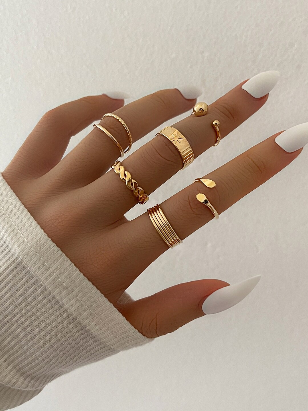 

Shining Diva Fashion Set Of 6 Gold-Plated Finger Rings