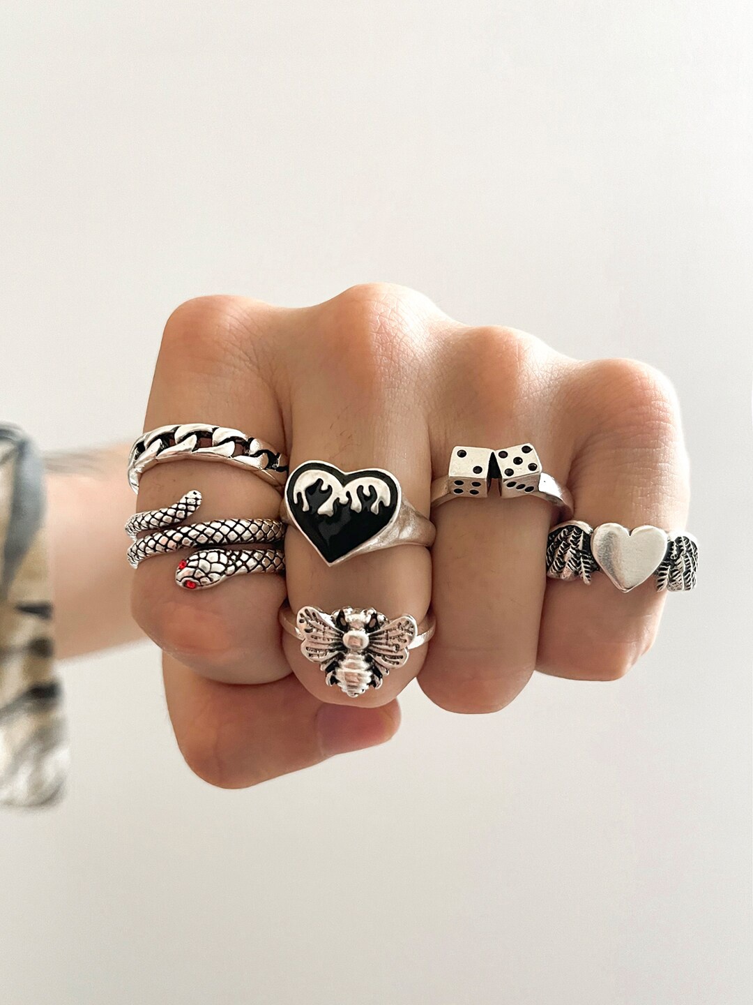 

Shining Diva Fashion Set Of 6 Silver-Plated & Crystal Stone-Studded Finger Rings