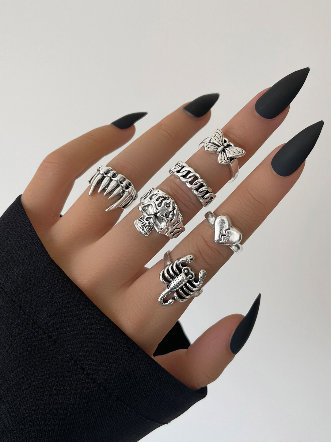 

Shining Diva Fashion Set Of 6 Silver-Plated Finger Ring