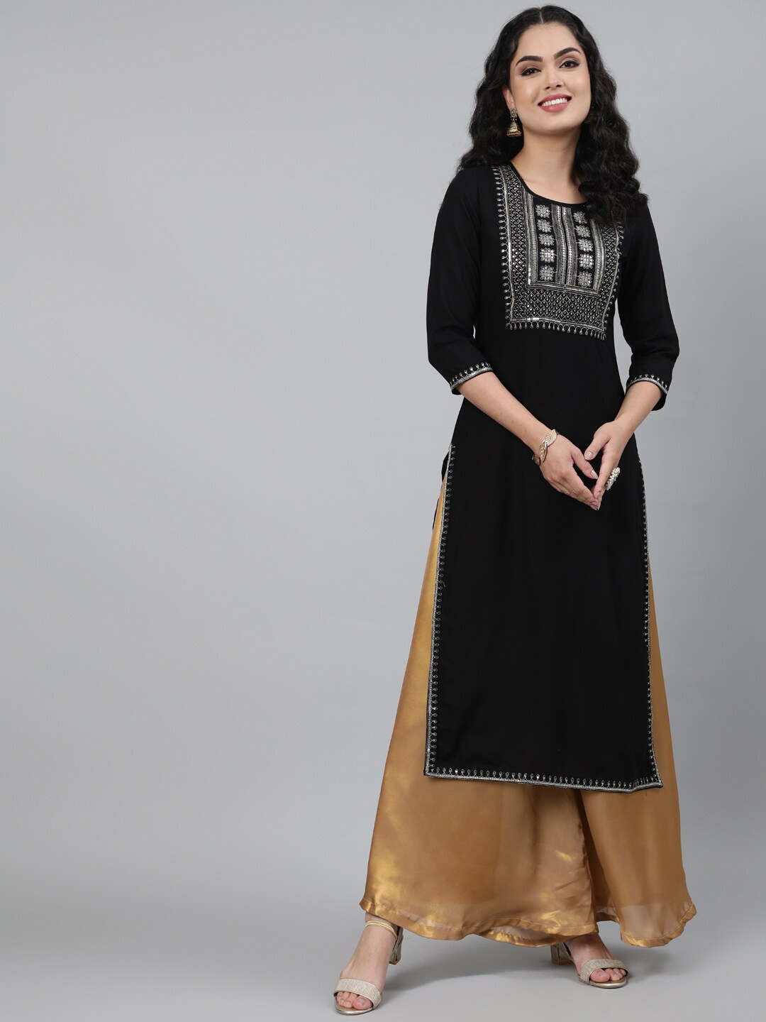 

GULMOHAR JAIPUR Women Black Yoke Design Kurta
