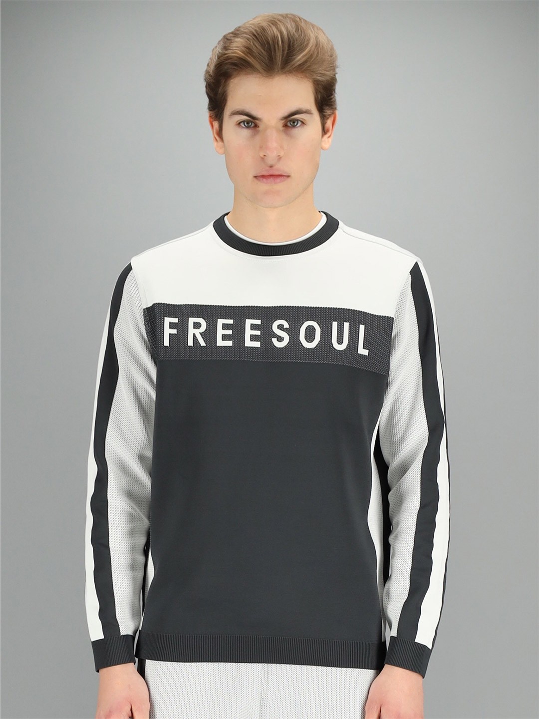 

FREESOUL Men Grey Printed Sweatshirt