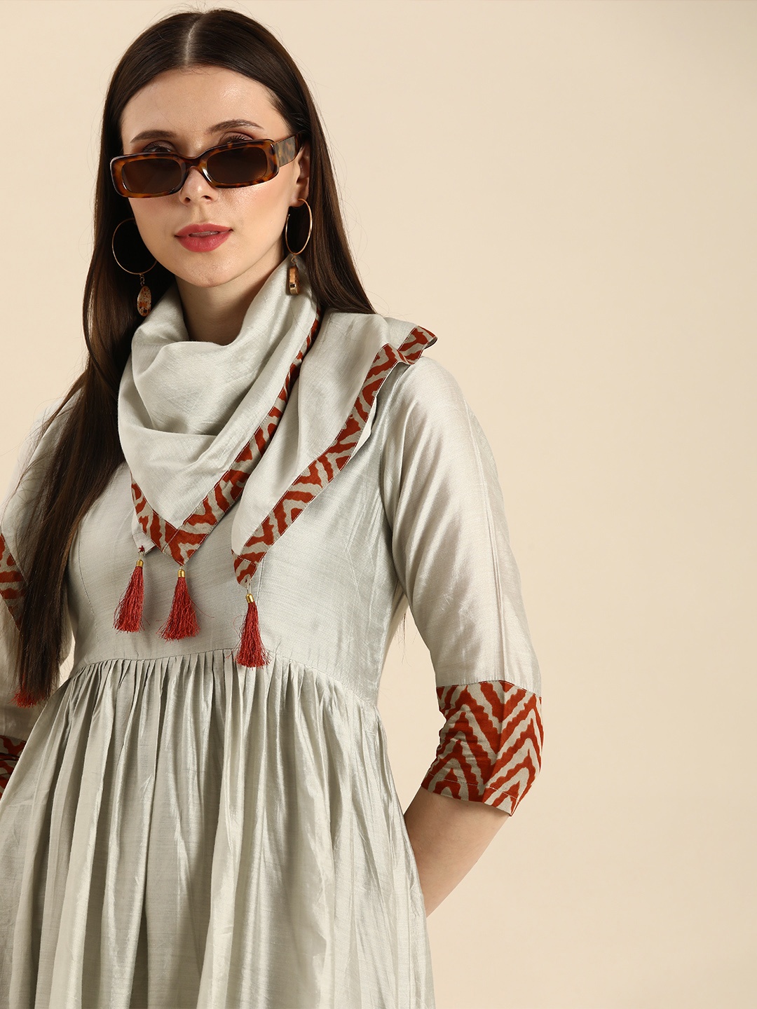 

Anouk Grey & Rust Orange Solid Tiered A-Line Midi Dress with Scarf