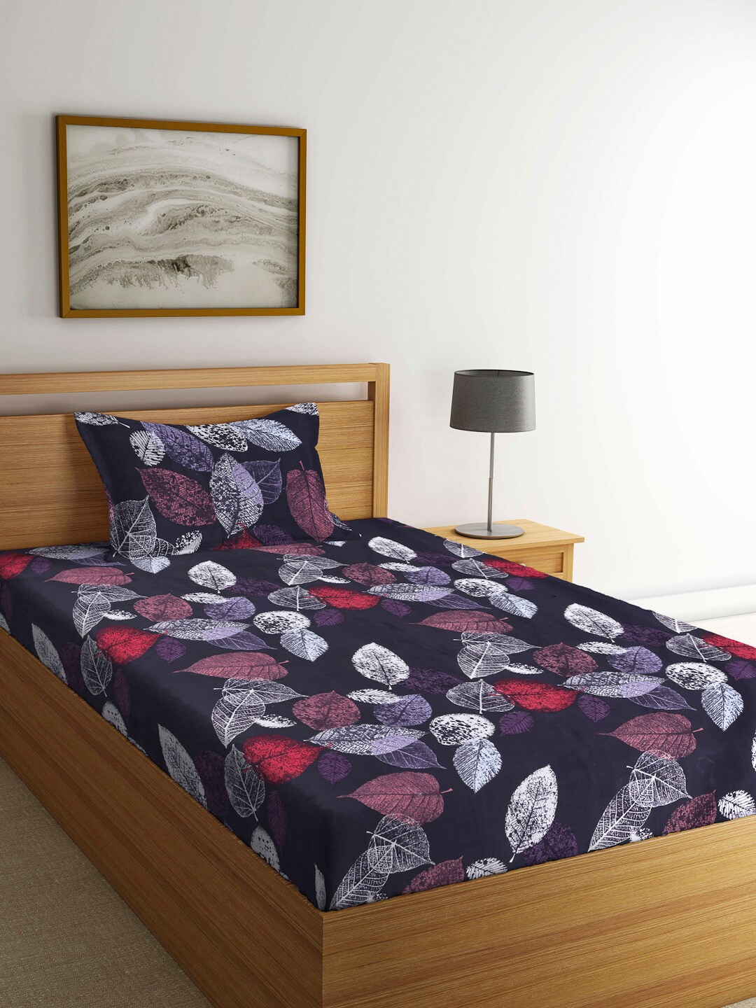 

Arrabi Black & White Floral 300 TC Single Bedsheet with 1 Pillow Covers