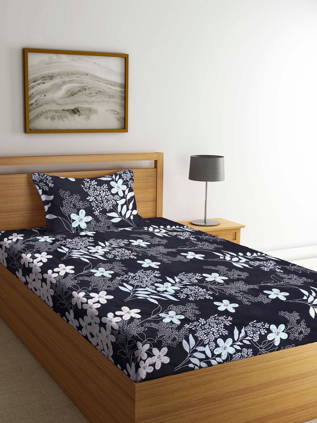 

Arrabi Black & White Floral 300 TC Single Bedsheet with 1 Pillow Covers