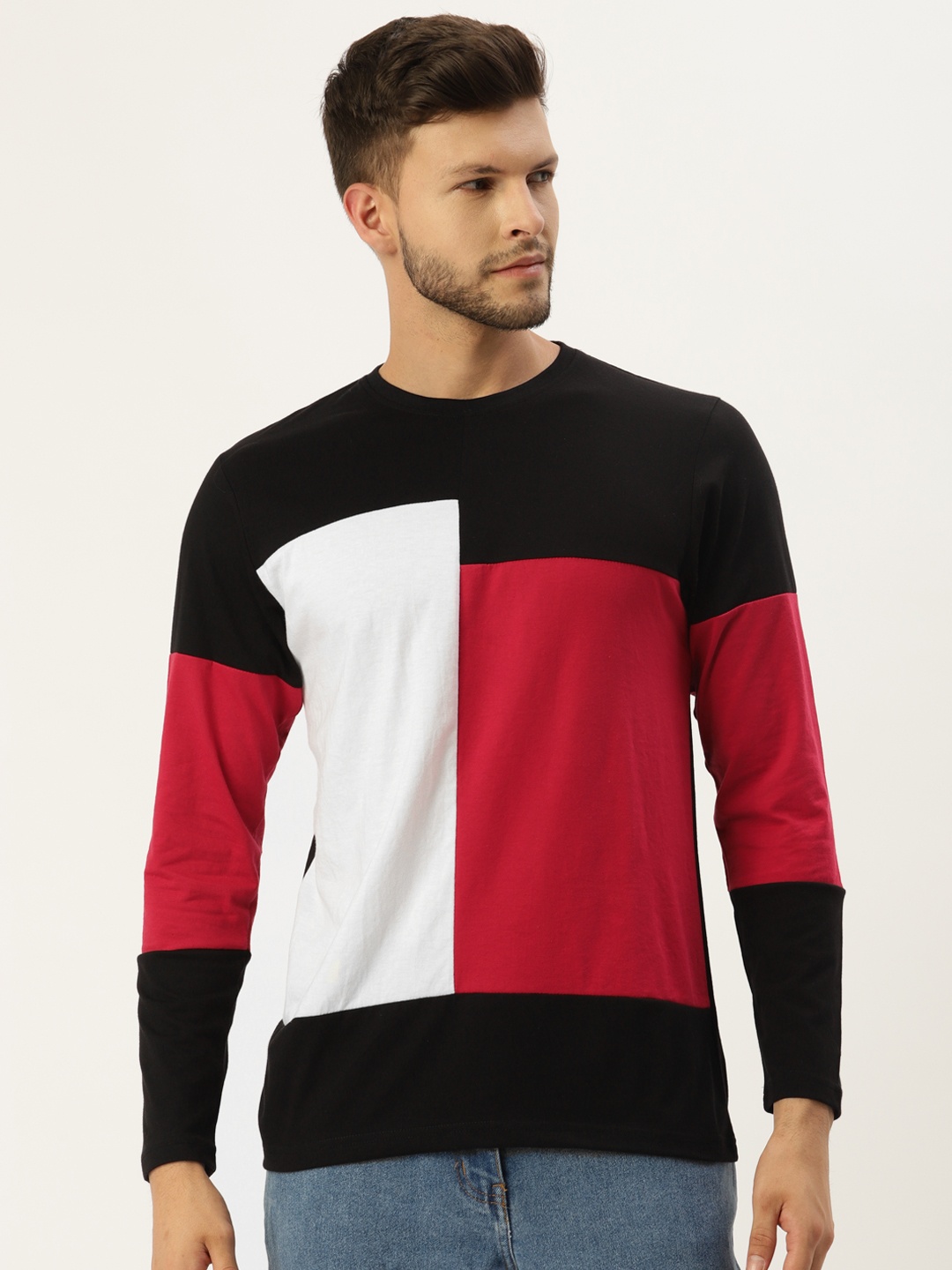 

GESPO Men Black & Red Colourblocked T-shirt