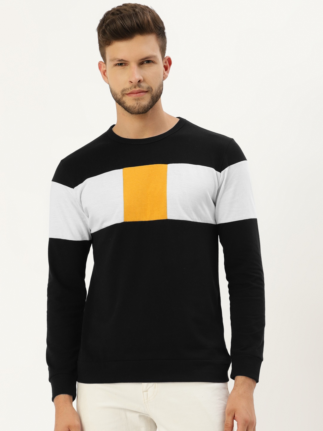 

GESPO Men Black & White Colourblocked T-shirt