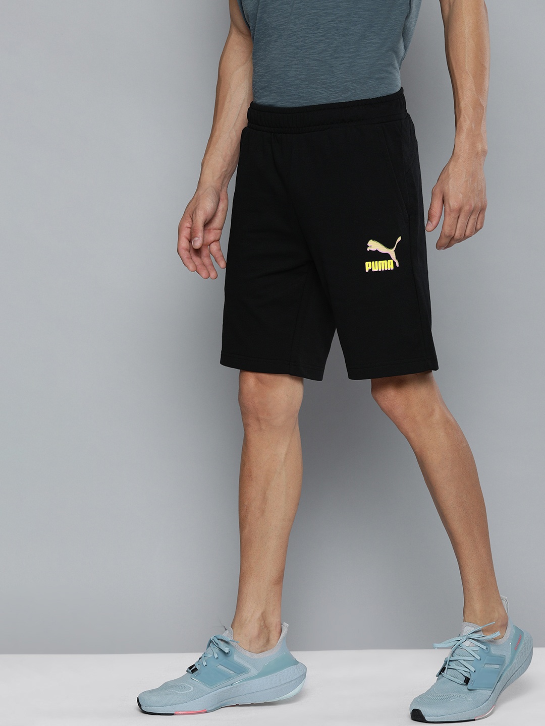 

Puma Men Black Slim Fit DryCELL Archive Graphic Sports Shorts