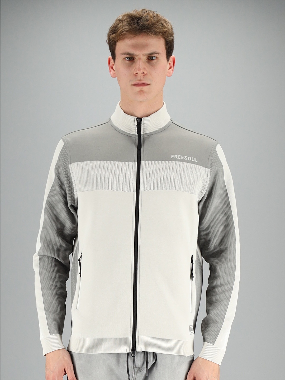 

FREESOUL Men Off White Colourblocked Sweatshirt