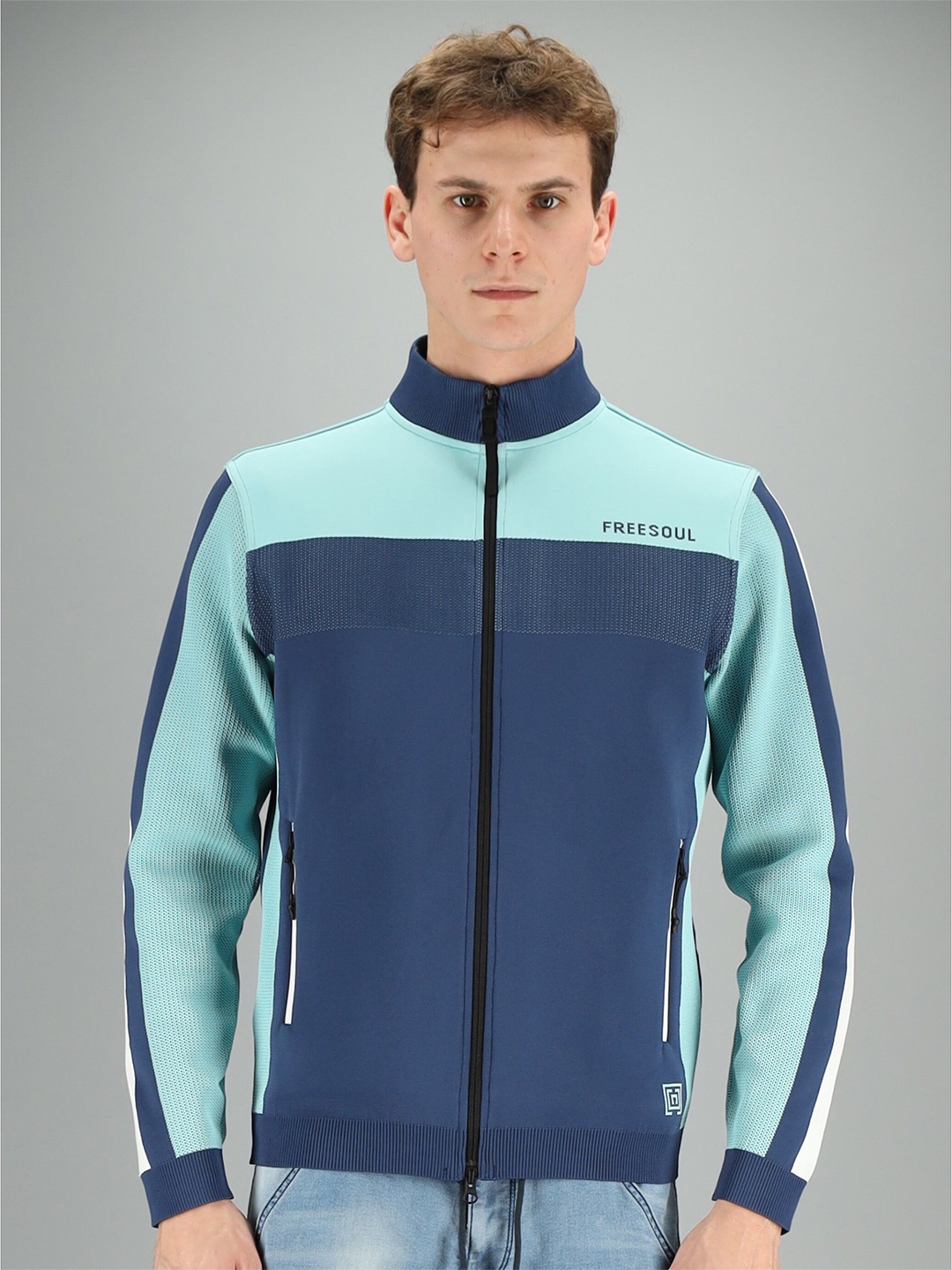 

FREESOUL Men Blue Colourblocked Sweatshirt