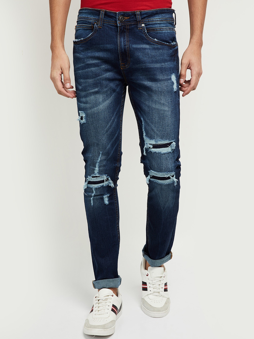 

max Men Blue Mildly Distressed Heavy Fade Jeans