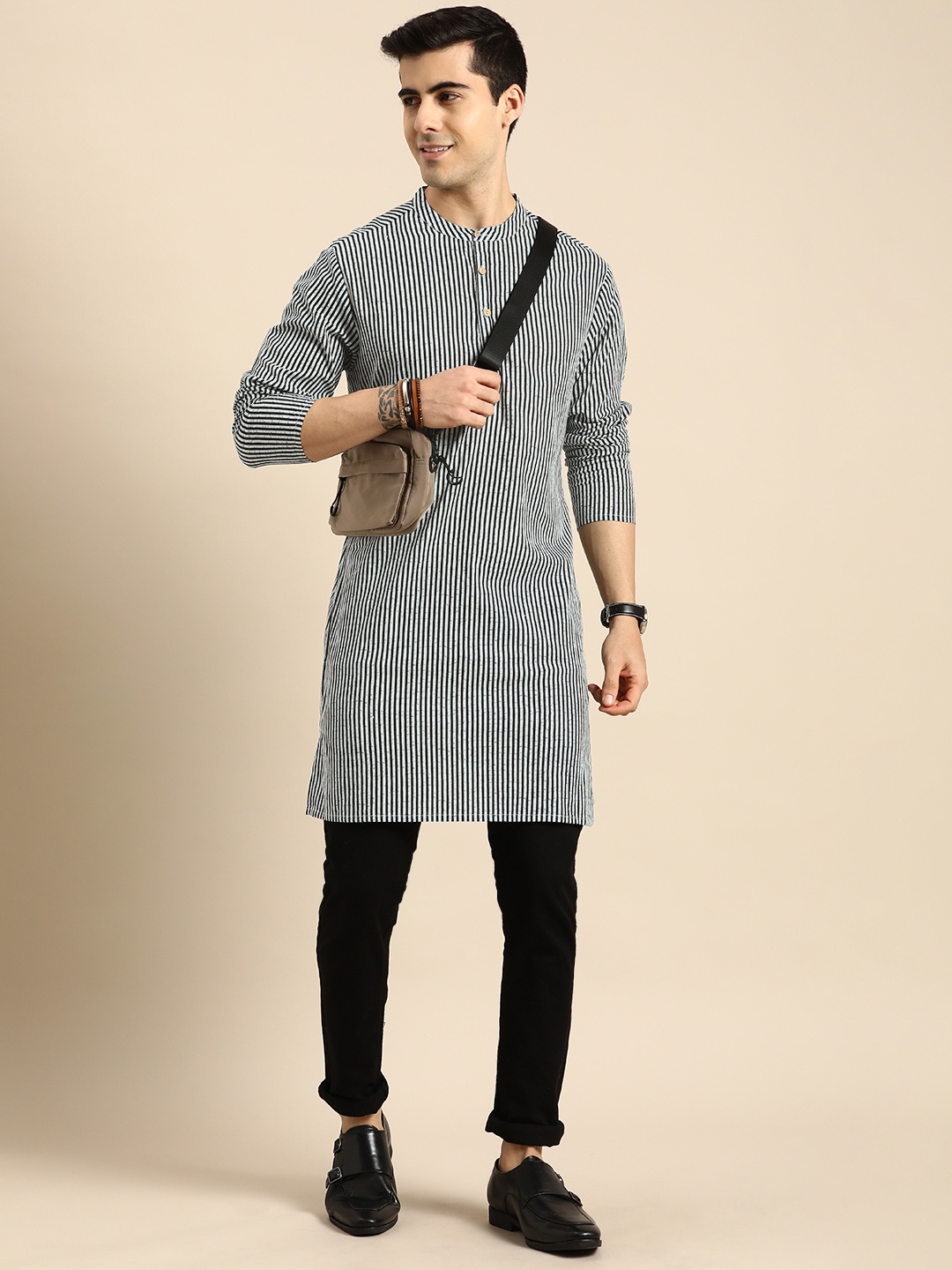 

Anouk Men Black & White Striped Pure Cotton Straight Kurta
